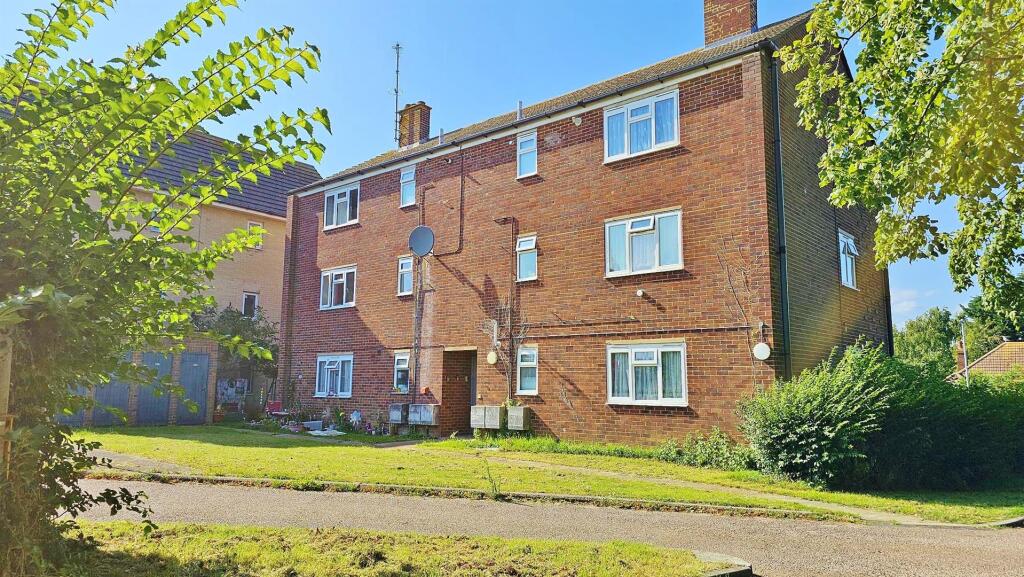 1-bed flat on Fordyce House, Walton Road, Walton-on-the-Naze, £130,000