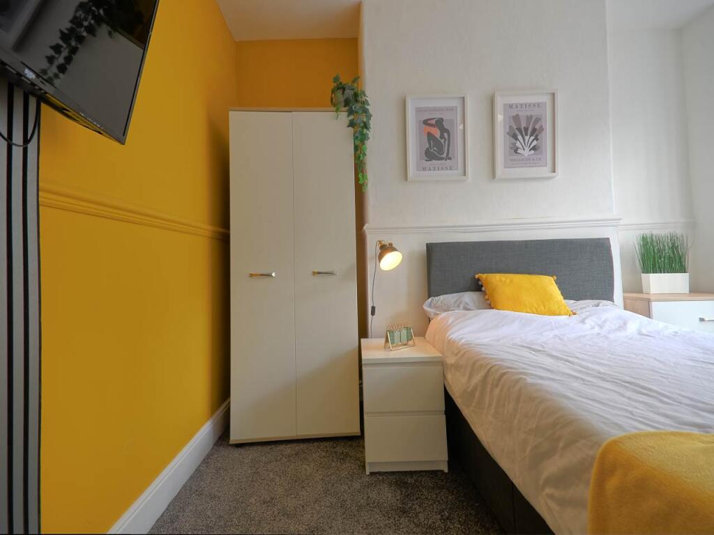 House in Liverpool - More