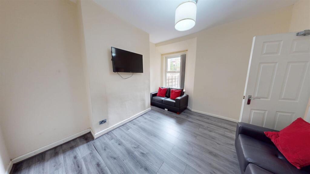 House in Manchester - View 4