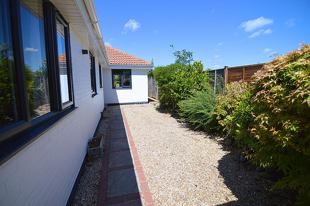 House in Arun, Aldwick - View 3