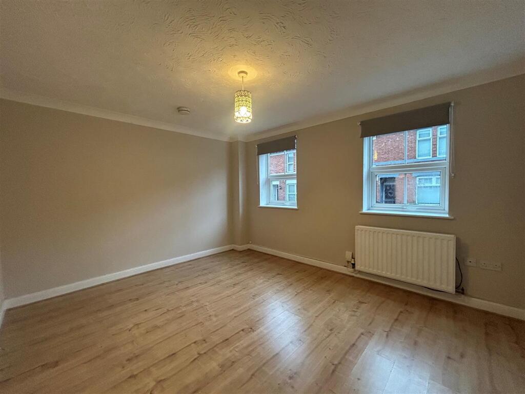Mill Green Court, Kettering - View 3