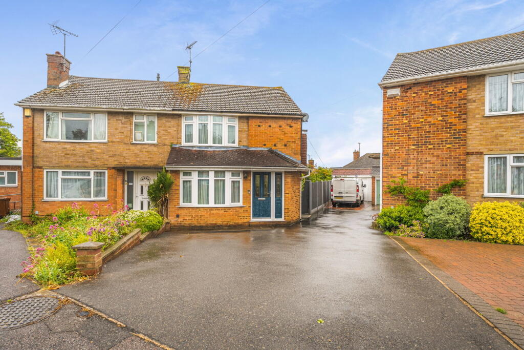 Main image of property: SALE AGREED BY KAYLEIGH STEVENS