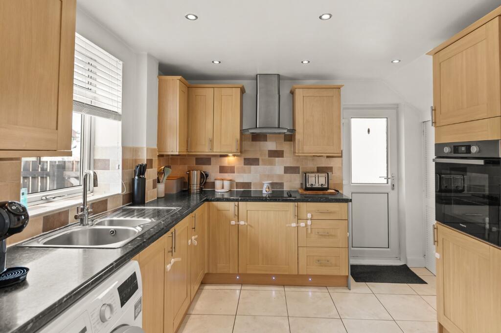 House in Bathgate, West Lothian - More