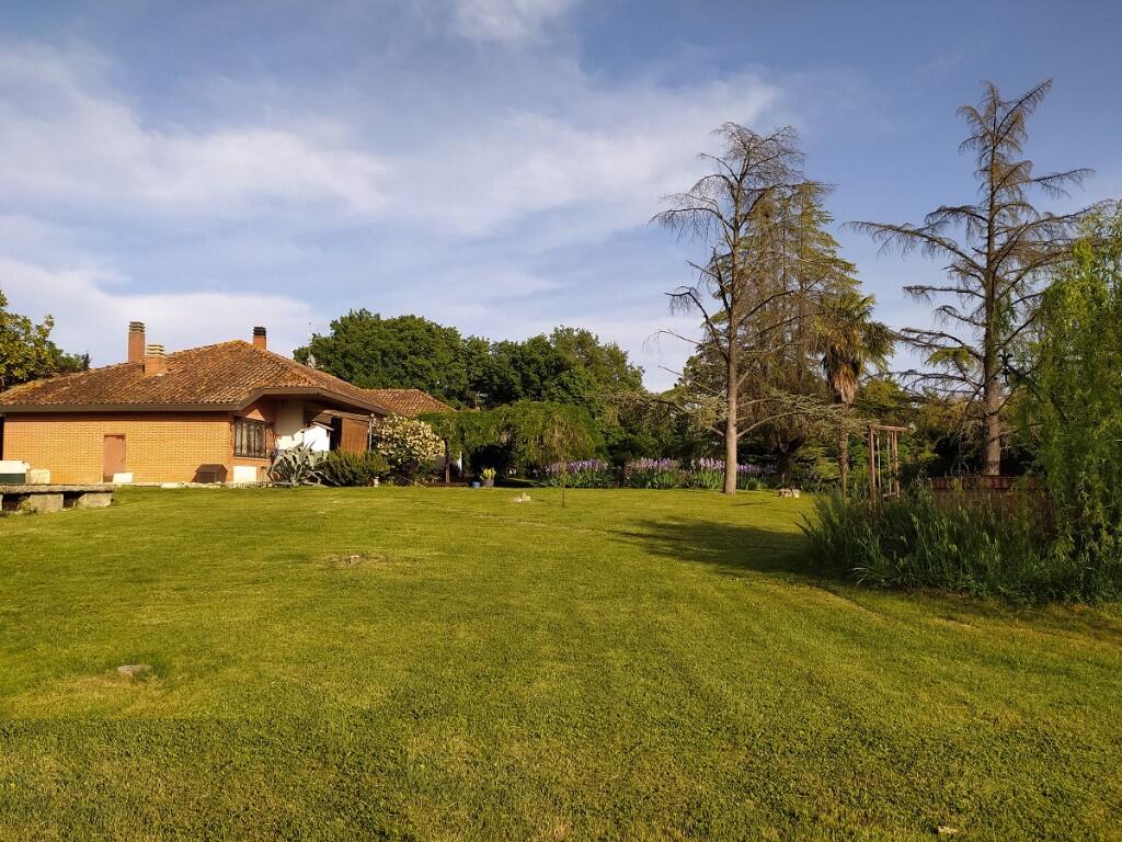 Main image of property: Castiglione del Lago, Perugia, Umbria