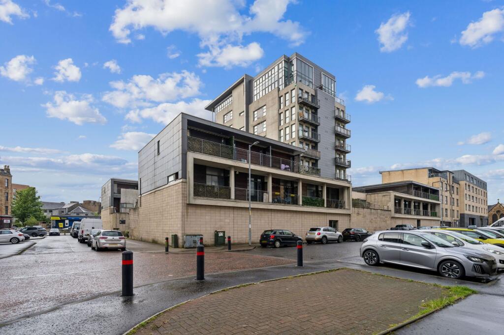 Main image of property: 35 Muirhouse Street, Pollokshields, Glasgow, G41 1QD