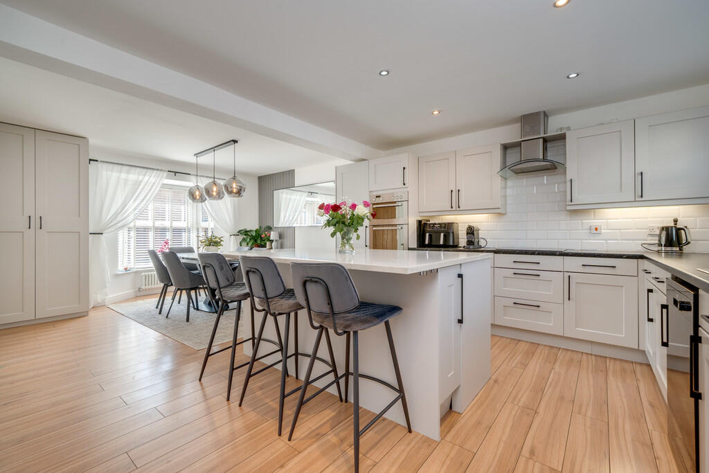 House in Bradford - View 5