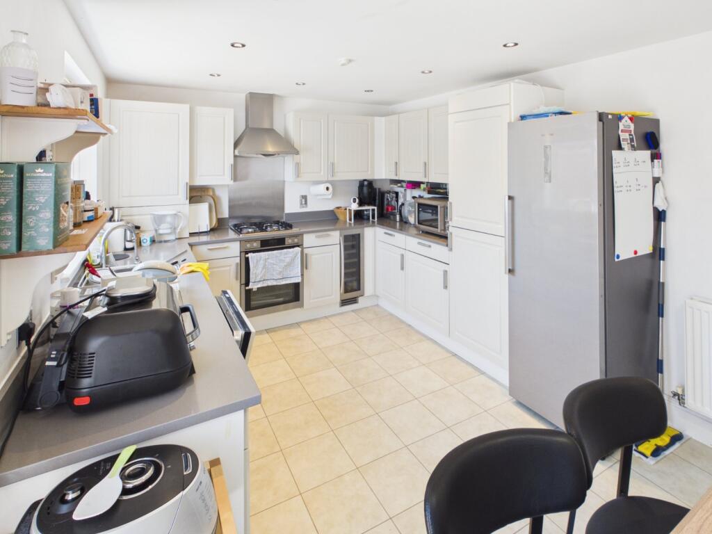 House in Chalfont St Peter, The Grange - View 4