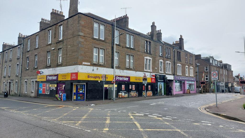 Main image of property: 128-130 Gray Street, Broughty Ferry, Dundee, Angus, DD5 2DG