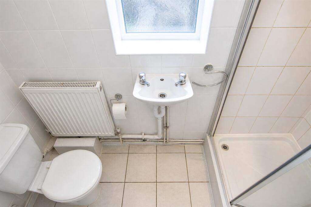 5 bedroom house for rent