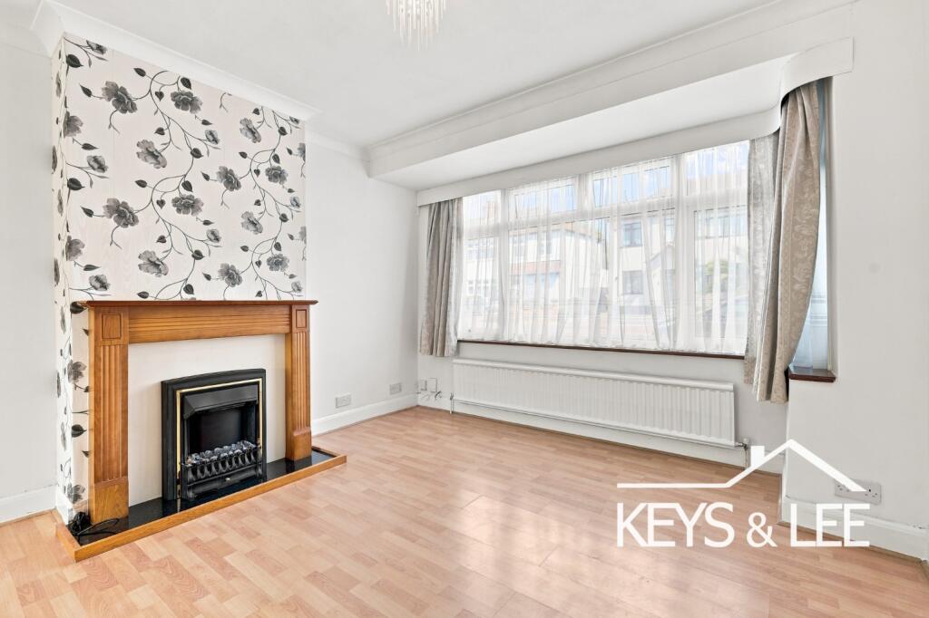 House in London - View 2
