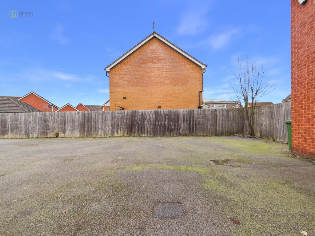 Additional image 35 of Hawksworth Crescent, Chelmsley Wood, B37