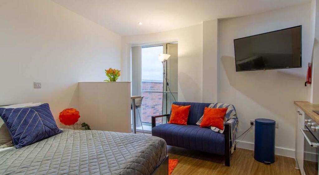 Studio flat for rent