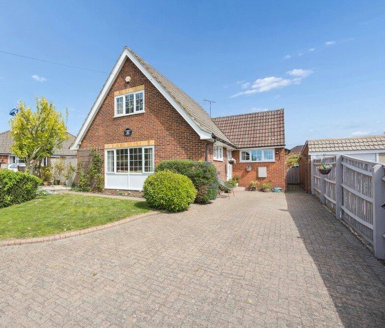 Main image of property: Limmer Lane, High Wycombe, Buckinghamshire, HP12