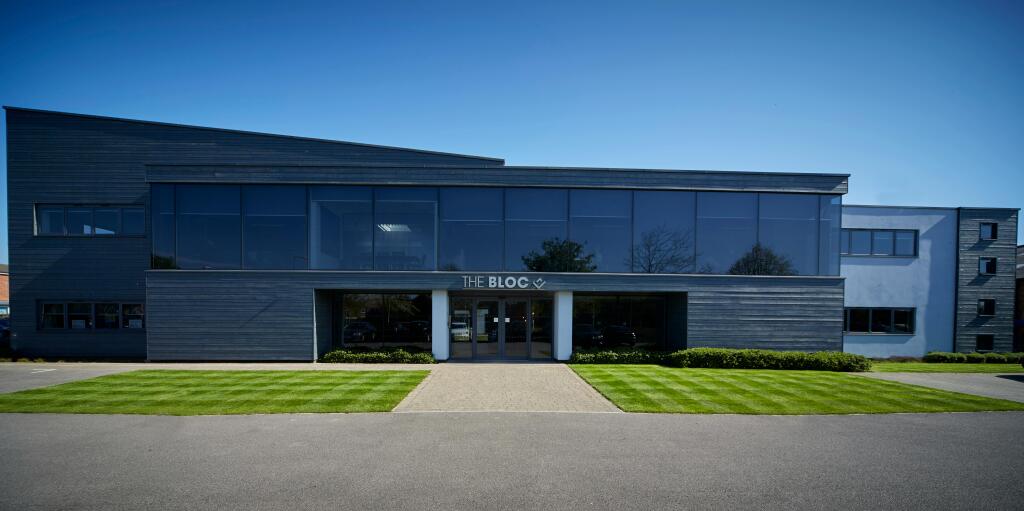 The Bloc Exterior