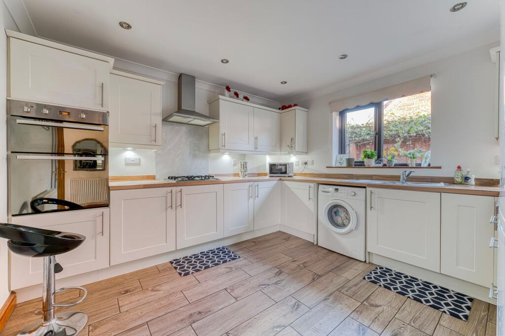 Sheldrick Place, Dereham photo 2