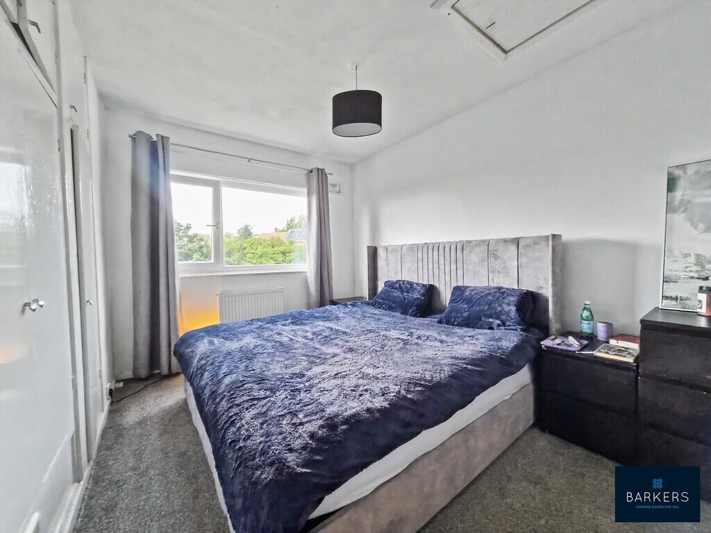 House in Wakefield - View 5