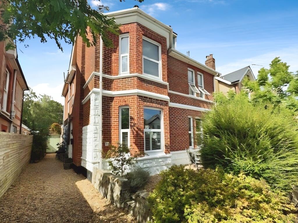 Main image of property: Westbourne Park Road, Alum Chine, BH4