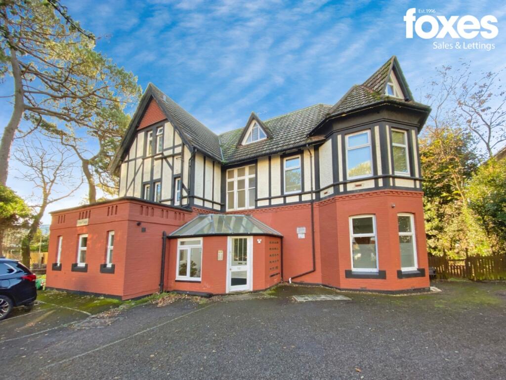 Main image of property: Eaton Court, 12 Madeira Road, Bournemouth, Dorset, BH1 1QG