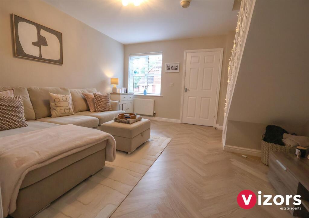 House in Redditch, Batchley - More