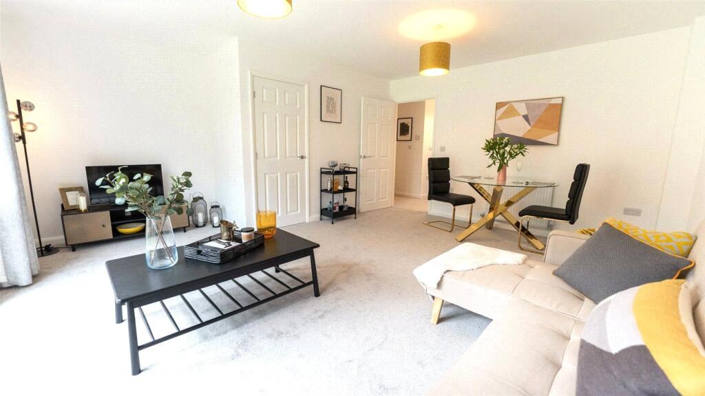 House in West Lindsey, Hemswell Cliff CP - View 3