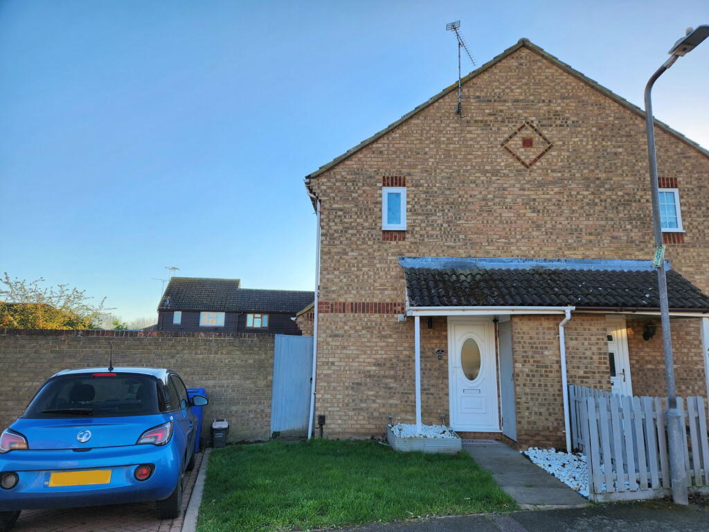 Main image of property: Beauvoir Drive, Kemsley, Sittingbourne, ME10 2TN