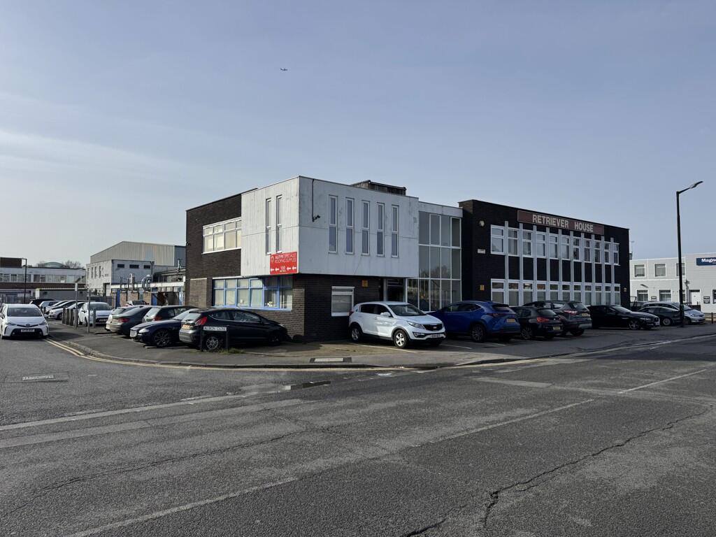 Main image of property: Retriever House, Petersfield Avenue, Slough, Berkshire, SL2 5DU