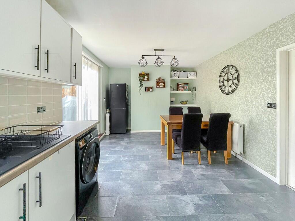 Longfield Avenue, Golcar, HD7 photo 5