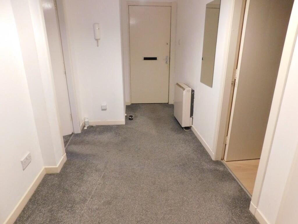 Station Court, Glengarnock, Ayrshire, KA14 photo 2
