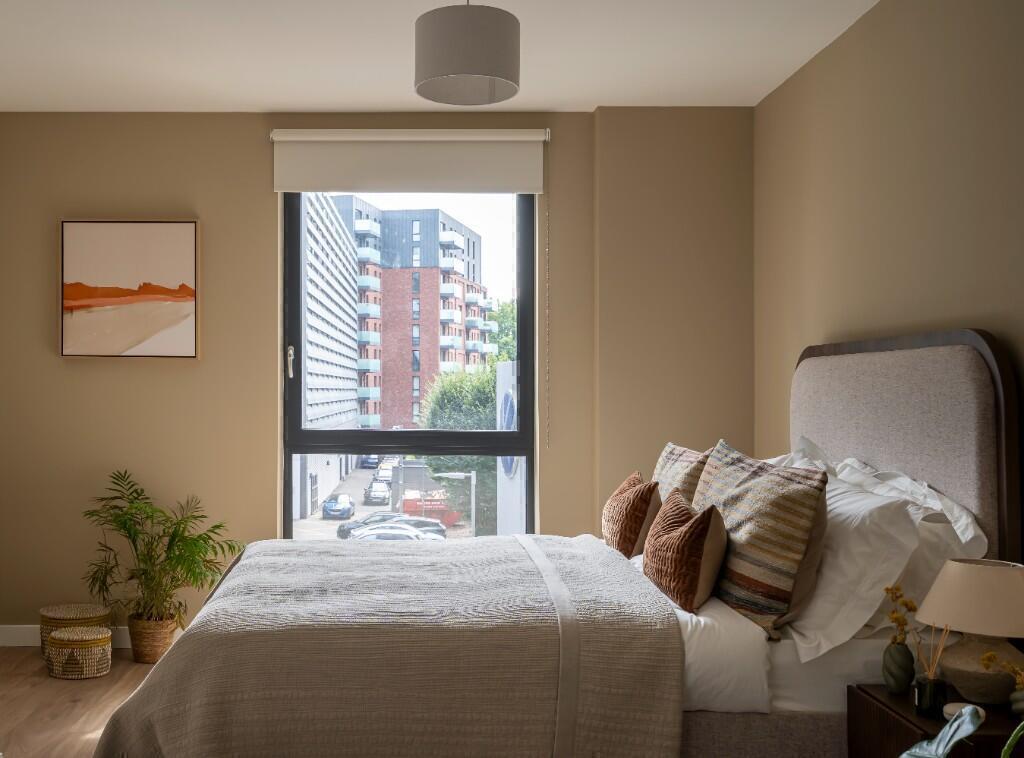 Main image of property: W-2, Kew Curve, Capital Interchange Way, Brentford, TW8