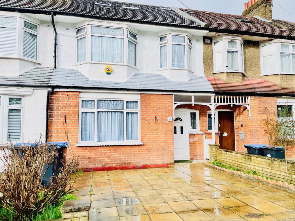 Main image of property: Princes Avenue N13