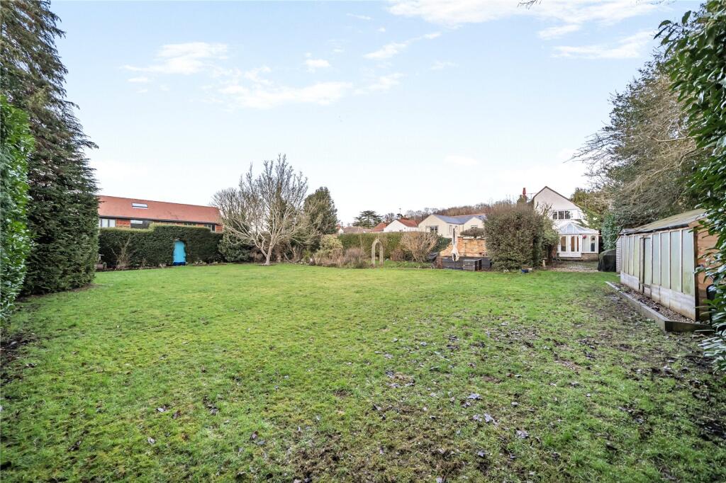 4 bed detached - West End Lane, Esher, KT10 image 4