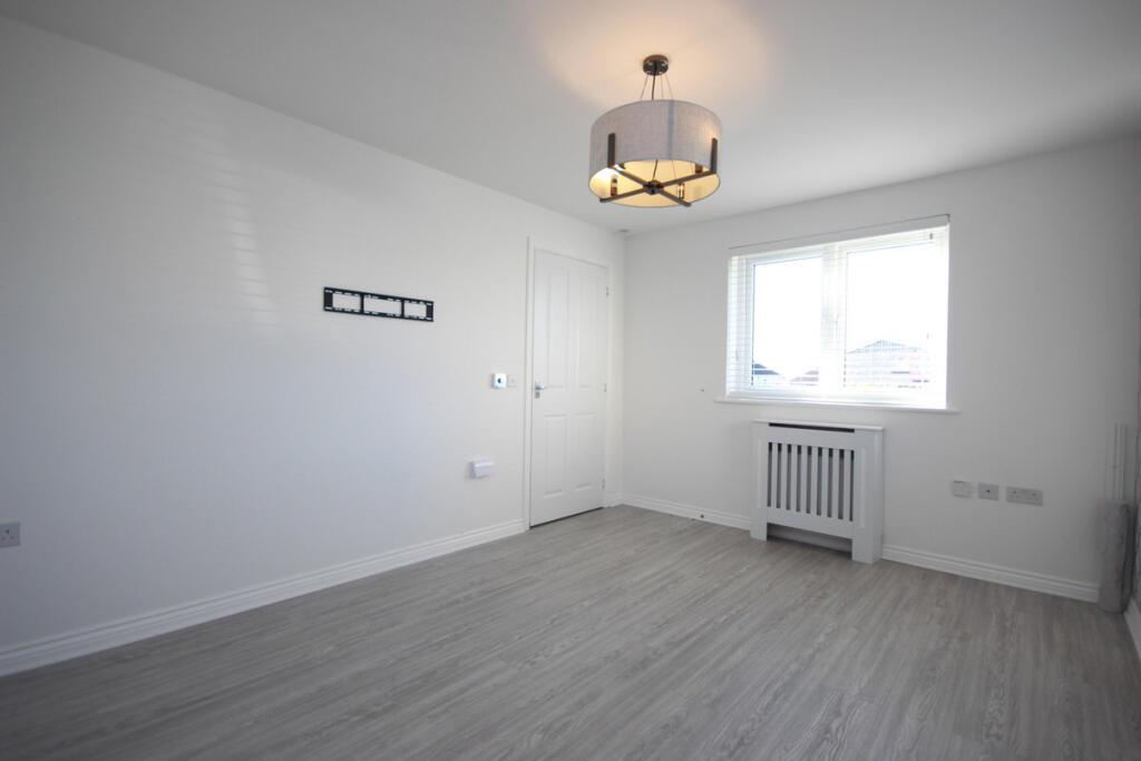 Gisborne Drive, Airdrie, ML6 photo 3