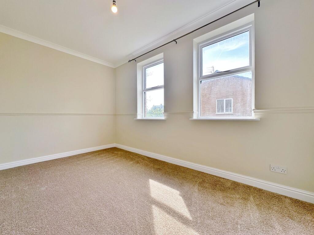 Egerton Park, Birkenhead, CH42 - More