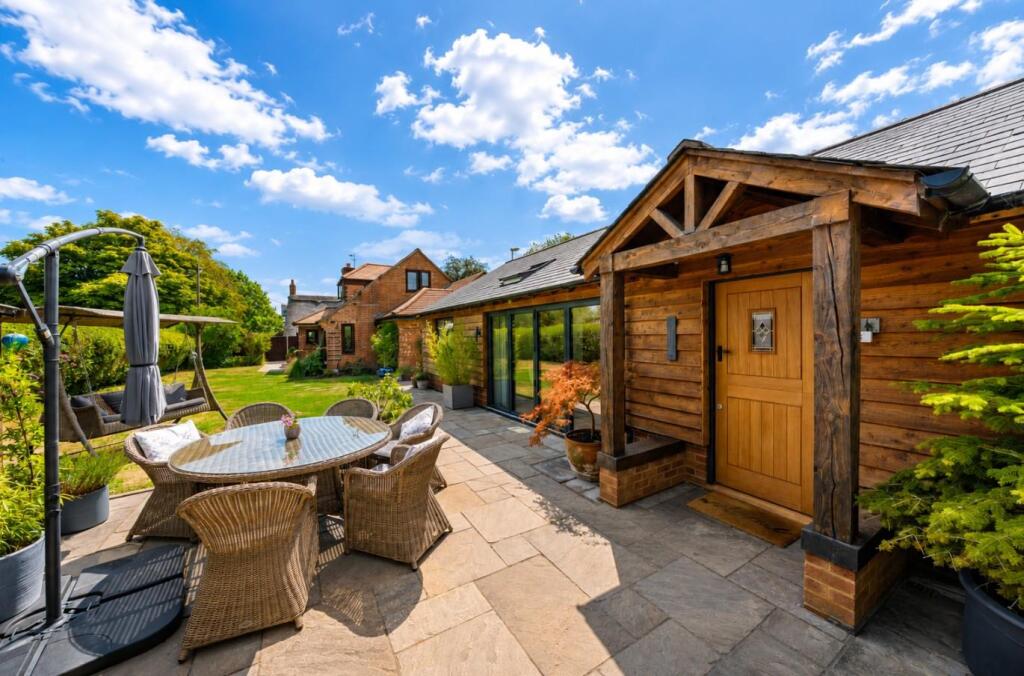 House in Reading - View 5