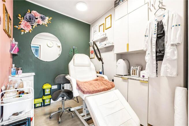 Salon