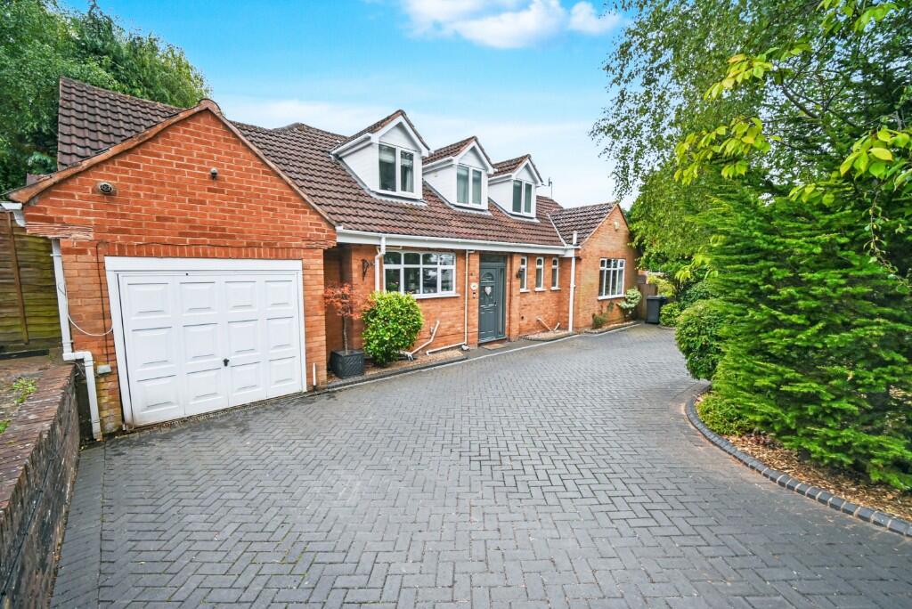 5-bed detached on Torvale Road, Wightwick, Wolverhampton, West Midlands, WV6, £600,000
