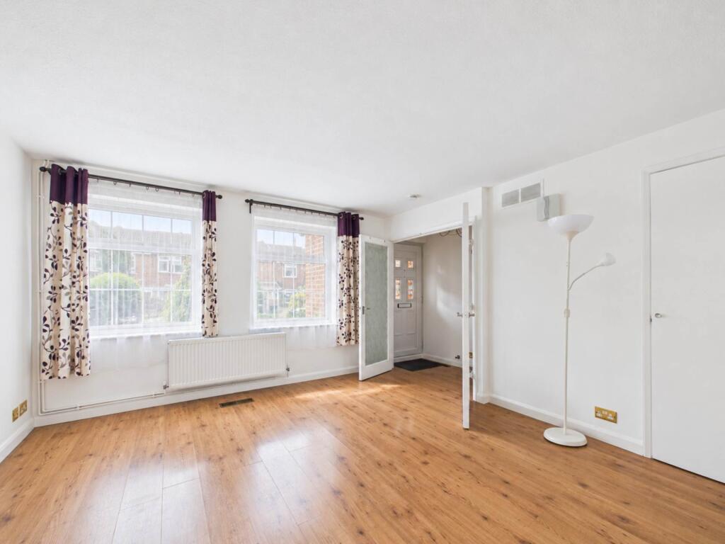 House in Redhill - View 4