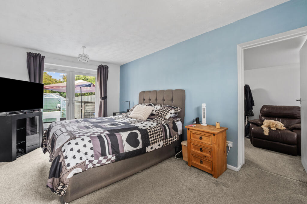 House in Wareham, East Burton, Wool - More