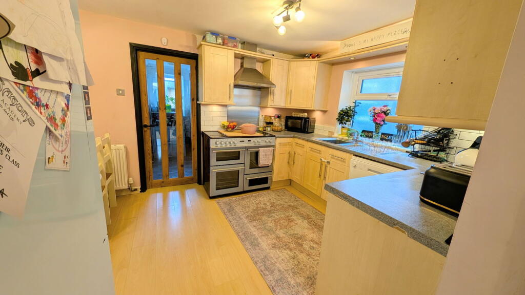 Brynamman Road, Lower Brynamman, Ammanford, SA18 photo 3
