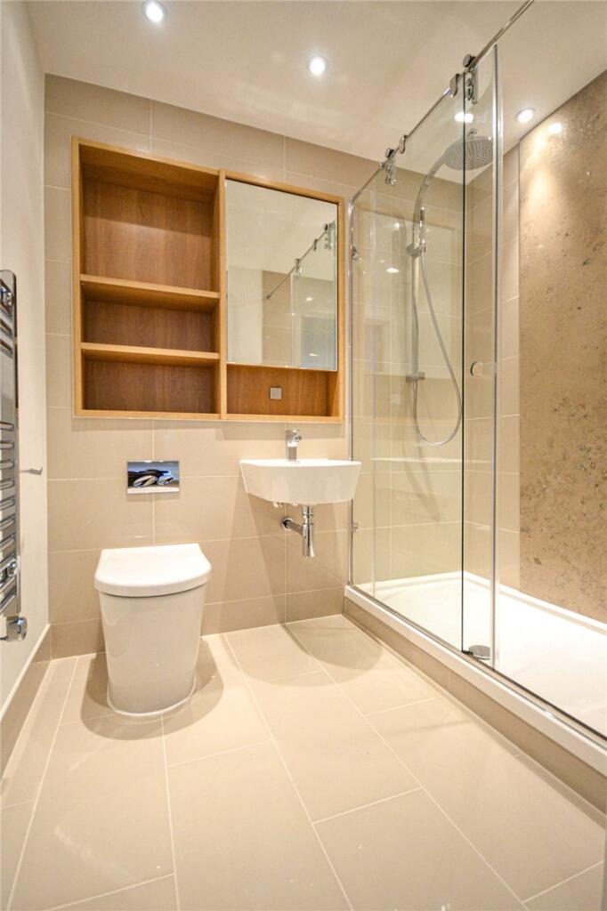Apartment in Cambridge - More