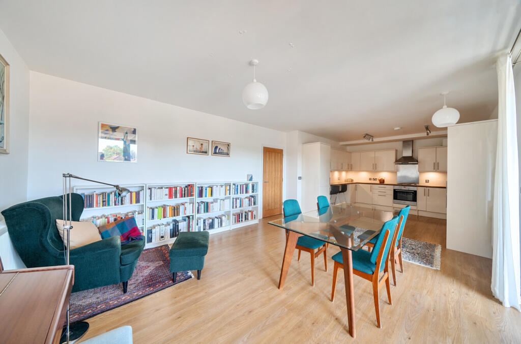 Main image of property: Abingdon Road, Oxford, Oxfordshire