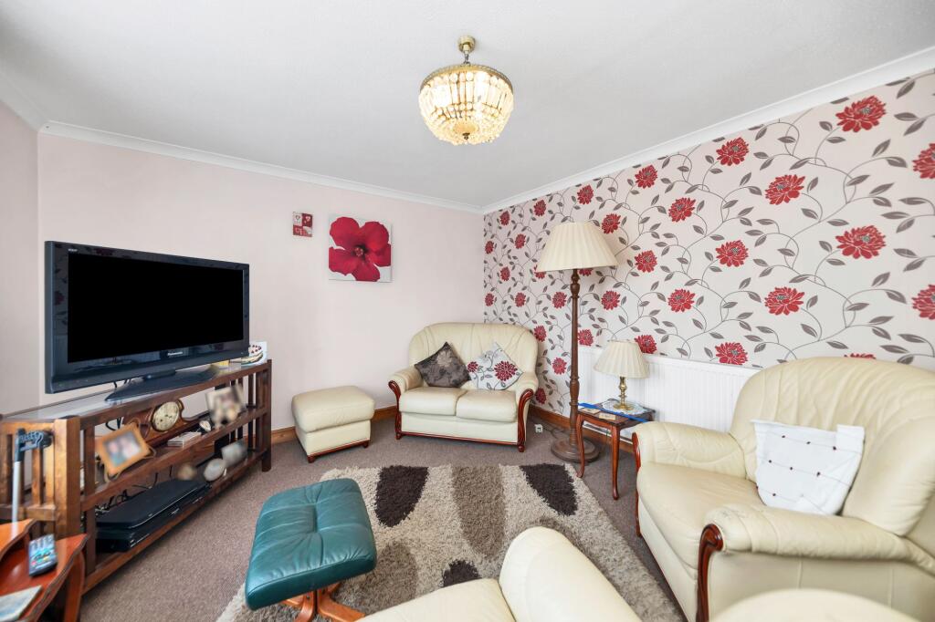 Meadowcroft Way, Orwell, SG8 photo 3