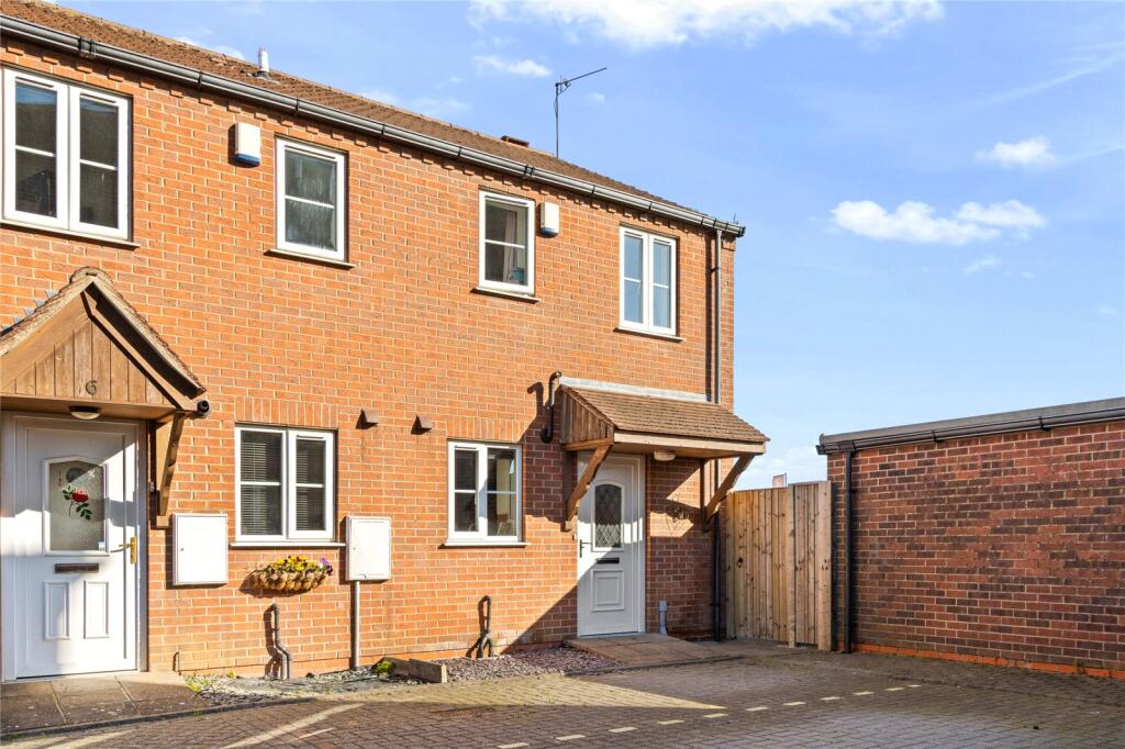 Main image of property: Foxton Way, Brigg, North Lincolnshire, DN20