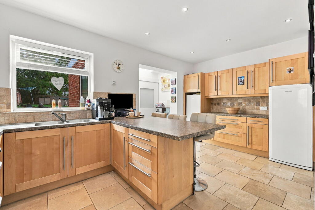 House in London - View 5