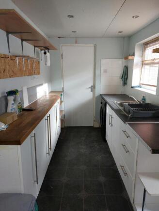 Kitchen 2 T202602111110.jpg