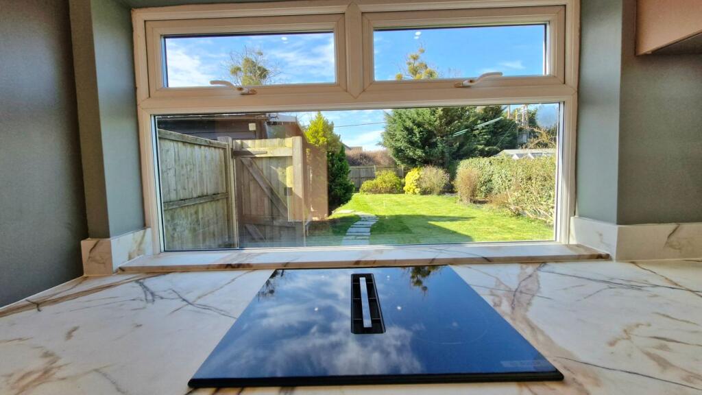 House in South Kesteven, Market Deeping - View 5