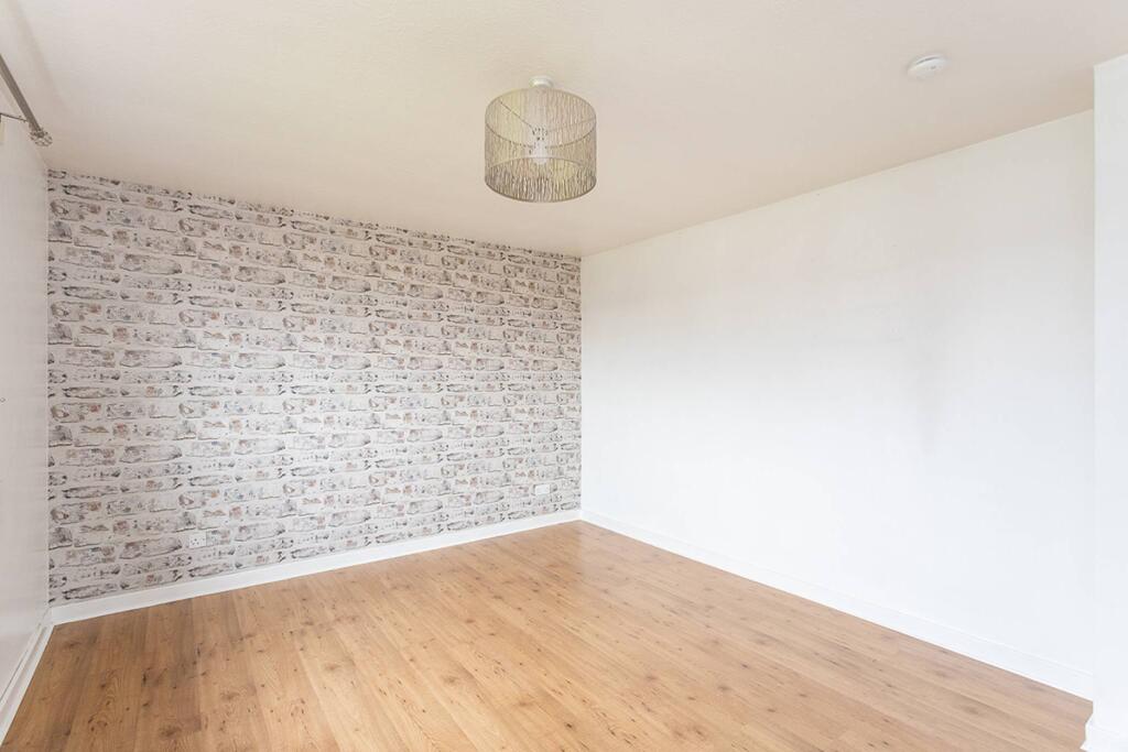 4 Park Street, Cowdenbeath, KY4 8NZ photo 4