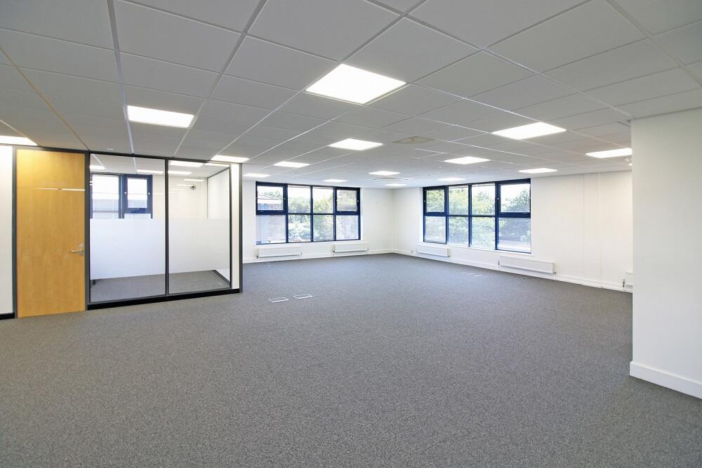 Additional image 4 of First Floor 5 Silver Court, Watchmead, Welwyn Garden City, Hertfordshire, AL7 1TS