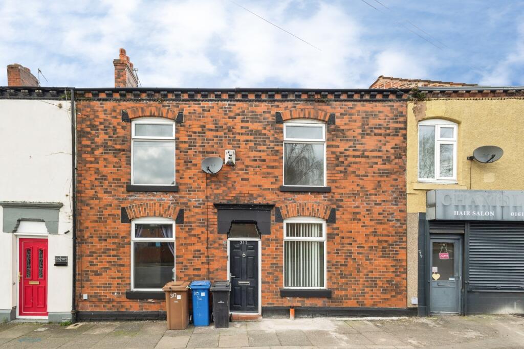 2-bed terraced on Whiteacre Road, Ashton-under-Lyne, Greater Manchester, OL6, £170,000