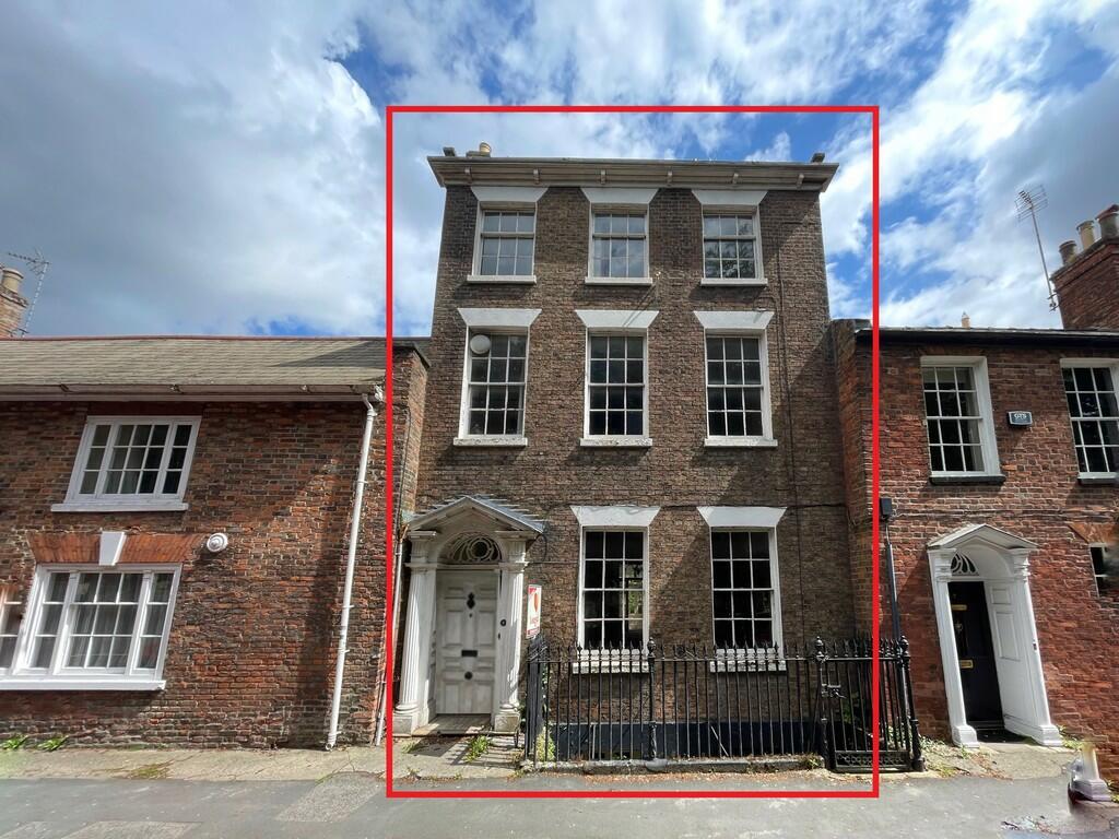 5-bed terraced on 9b, Church Street, £325,000
